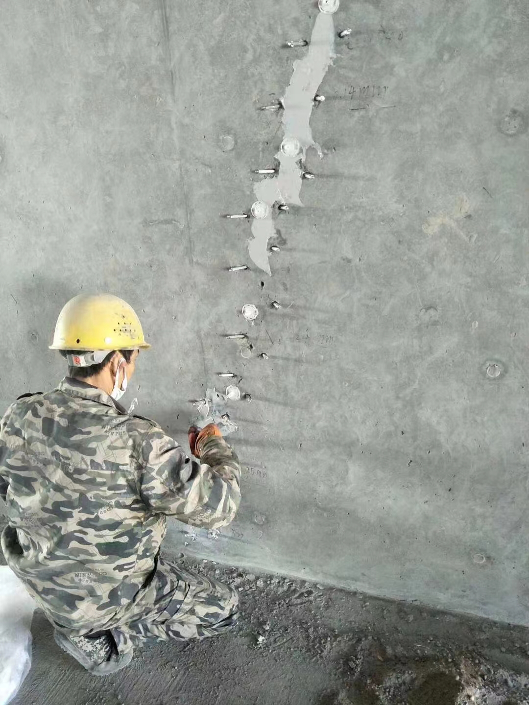 连云港混凝土裂缝的修复方式
